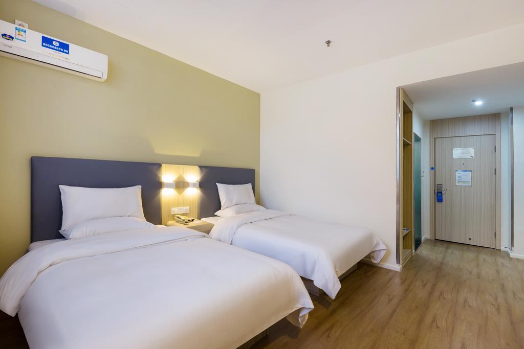 Hanting Hotel Hangzhou Xiaoshan Shi Xin Road ภายนอก รูปภาพ